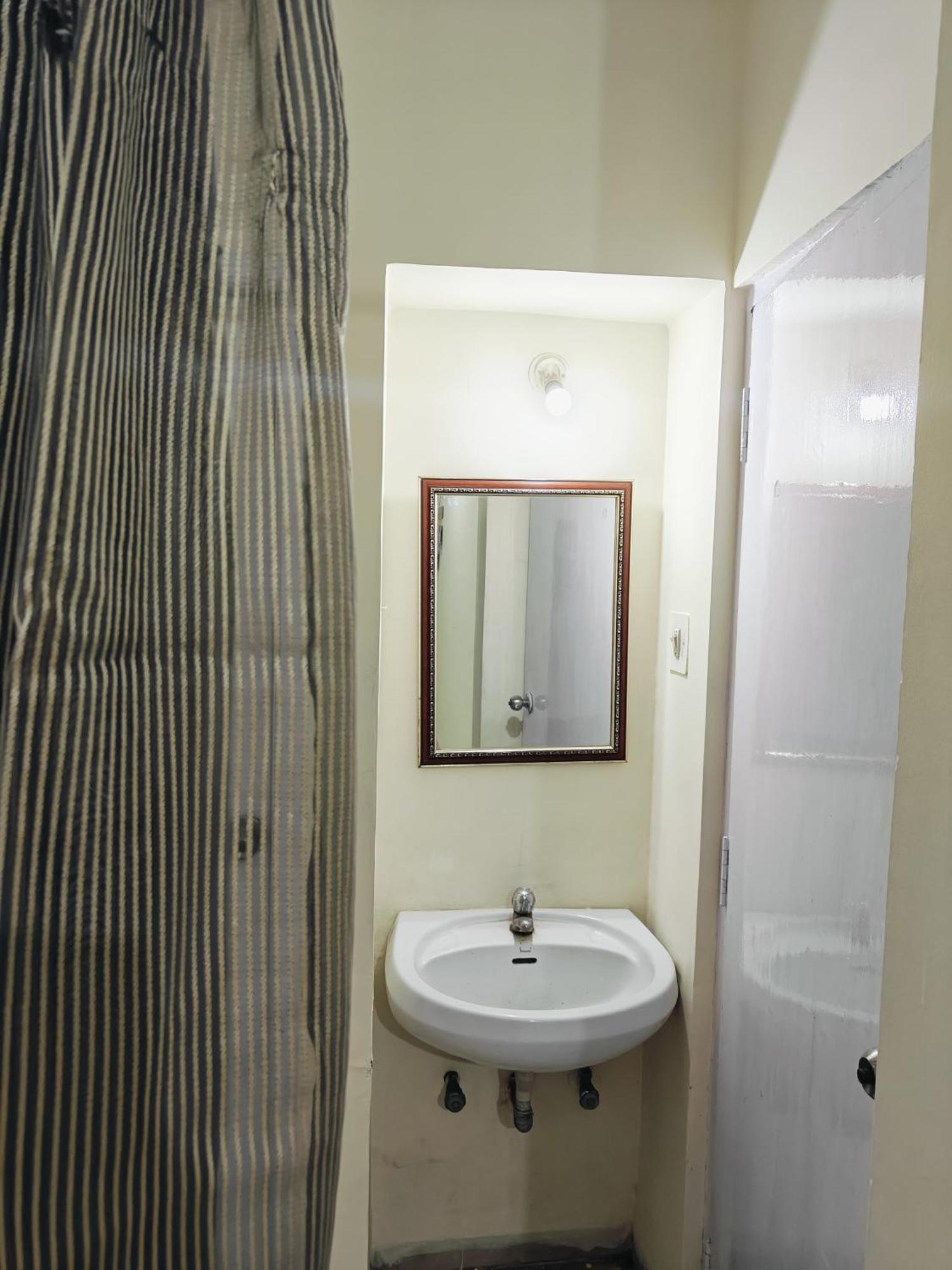Ava Homestay 印多尔 外观 照片